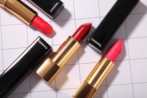 韓國(guó)化妝品進(jìn)口報(bào)關(guān)到上海外高橋港案例，看萬(wàn)享人是如何解決的！