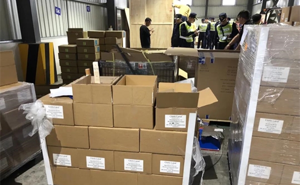 【萬享進口供應鏈8月銷冠--張佳佳】人生在勤，不索何獲